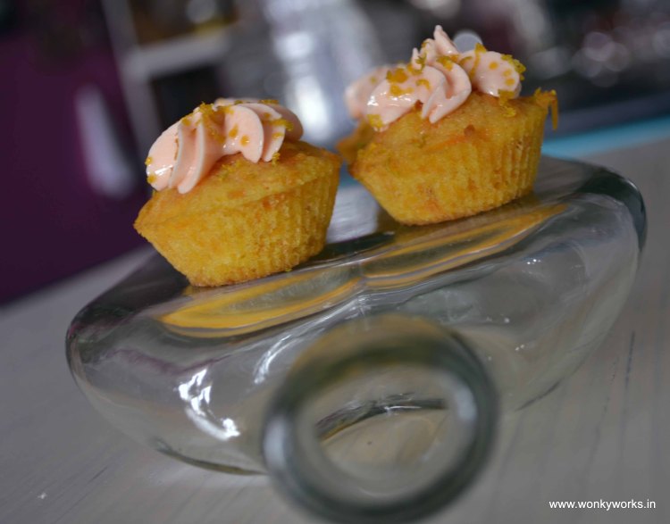 cup cake holder